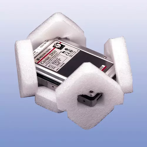 SMD ULTRA PERFORMANCE OSCILLATORS 1-220MHz SMD ULTRA PERFORMANCE OSCILLATORS 1-220MHz